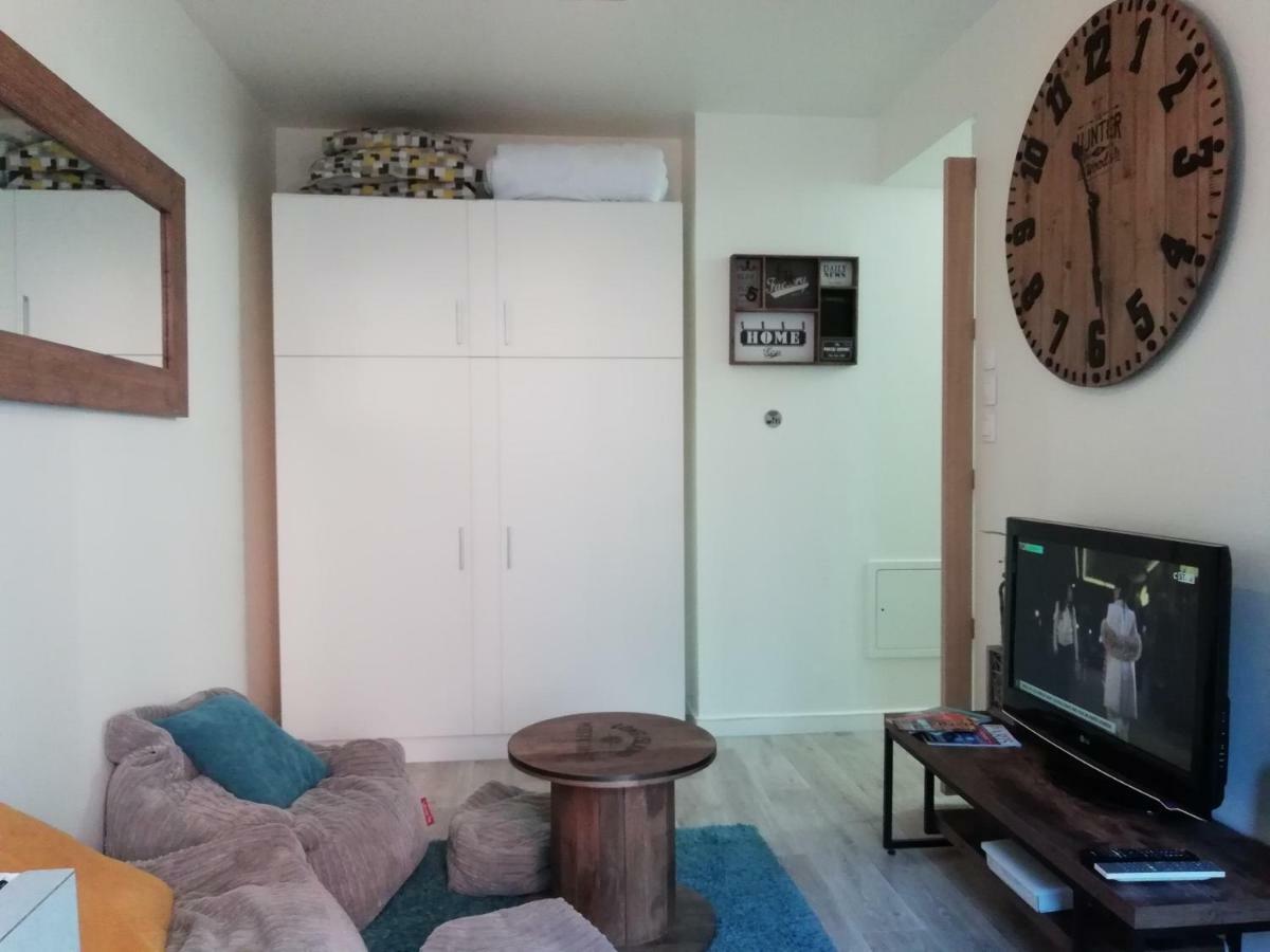 Chic Studio Near Paris Appartement Saint-Denis  Buitenkant foto